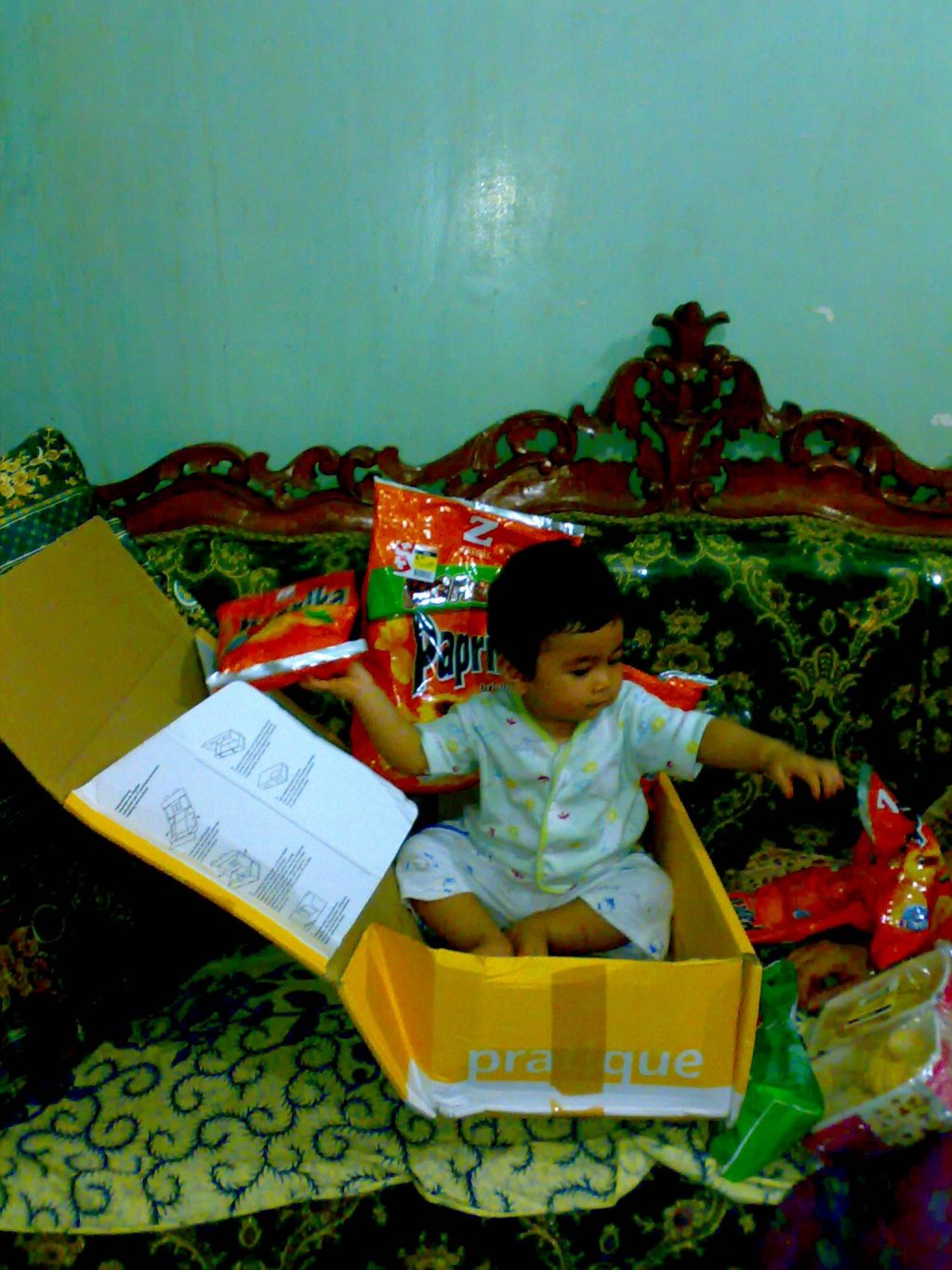 Please deliver me to onkel Frank in Suisse