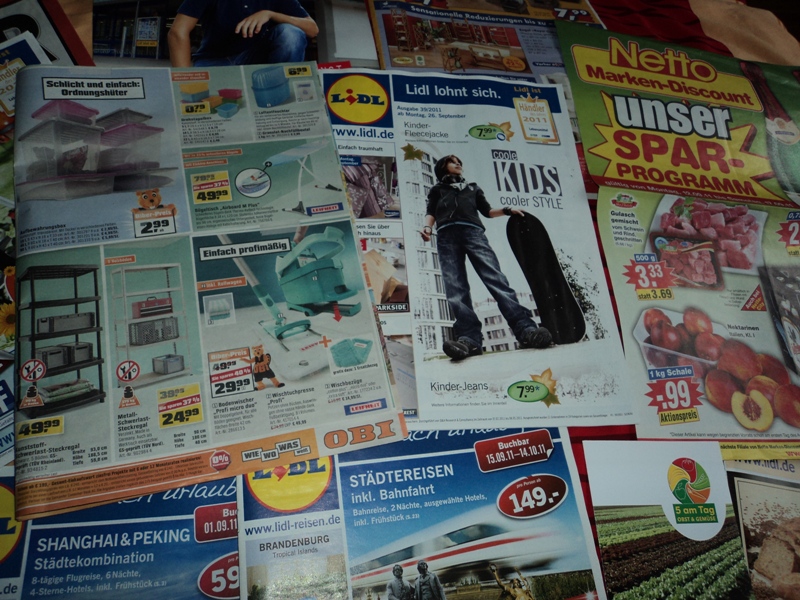 Ragam Brosur Supermarket di Jerman