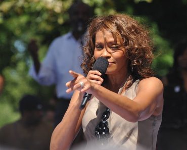 R.I.P Selamat Jalan Whitney Houston